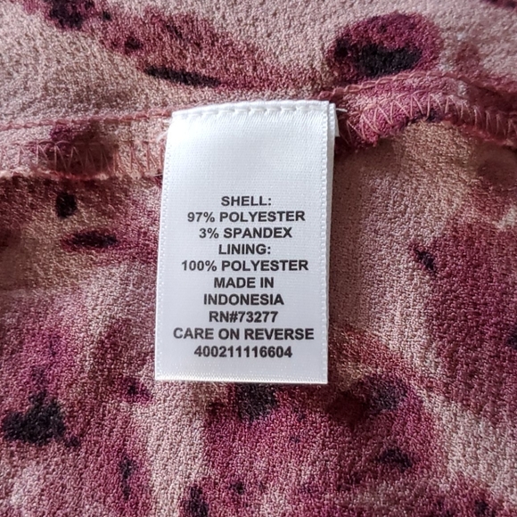 Dress - Picture 7 of 7